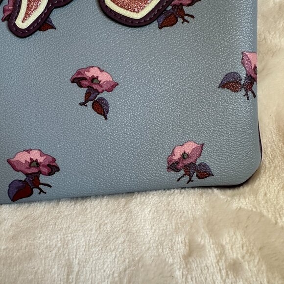 NWT! Coach F73272 Disney Snow White Sleepy Blue Leather Pink Large Wristlet Bag - Picture 3 of 9